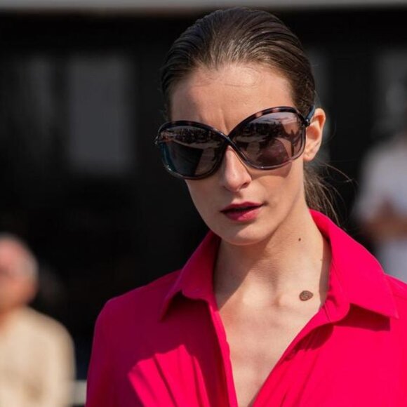 🕶️ New Tom Ford Bettina FT1068 55C Sunglasses - Grey Havana Frame, Smoke Lenses - Picture 2 of 9